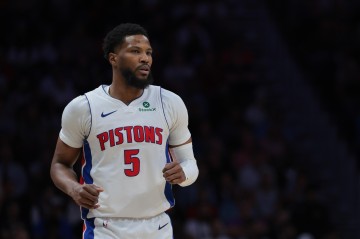 还得查！ESPN：联盟正对马利克-比斯利涉嫌赌球情况展开内部调查